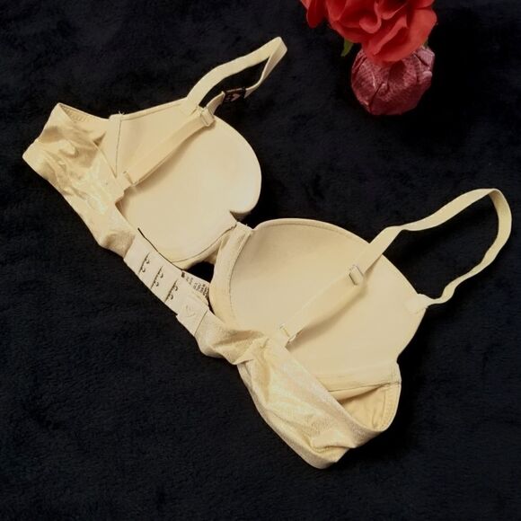 34A Victoria's Secret Rhinestones Beige Bra - Picture 2 of 13